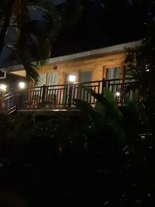 Guesthouse Liam's Suan Dok Mai - Dış Mekan