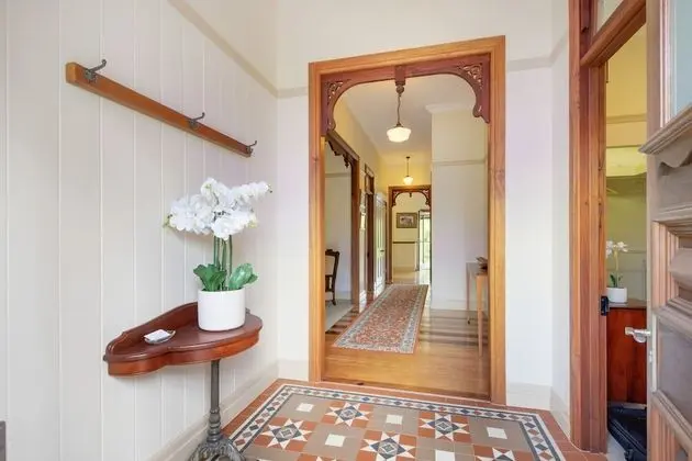 The Guesthouse - Lobi