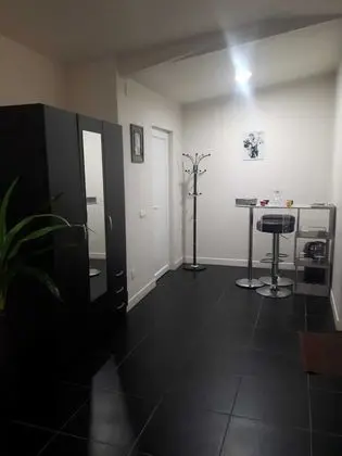 Guesthouse near Charles De Gaulle Airport - İç Mekan