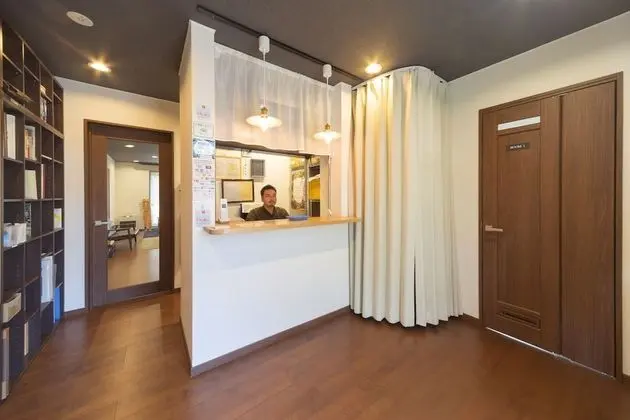 Guesthouse Nibutani Yanto - Hostel - Lobi