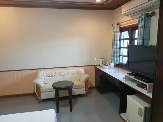 Guesthouse Ratchaburi - Oda Düzeni