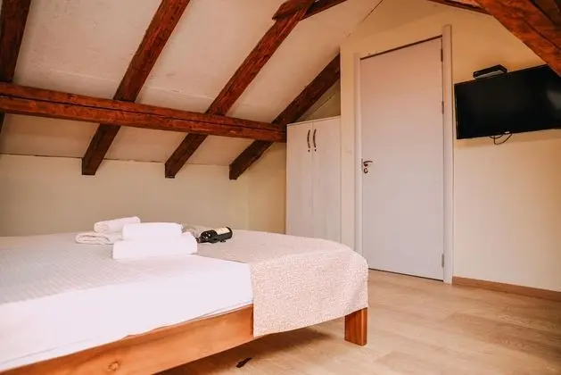 Guesthouse Step - İç Mekan