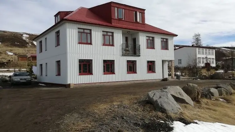 Guesthouse Stóru - Laugar - Dış Mekan