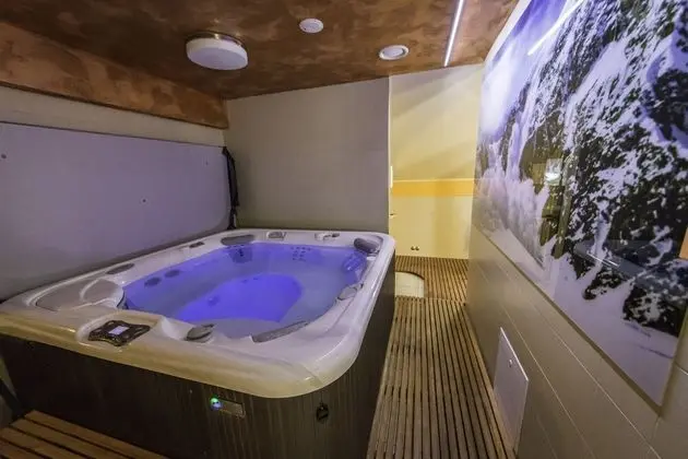 Guesthouse Vodnik - Havuz