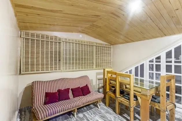 GuestHouser 1 BR Bed & Breakfast 83ac - İç Mekan