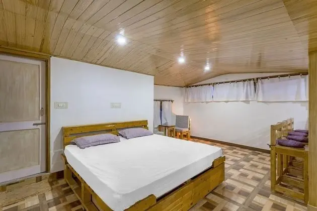 GuestHouser 1 BR Bed & Breakfast 83ac - Oda