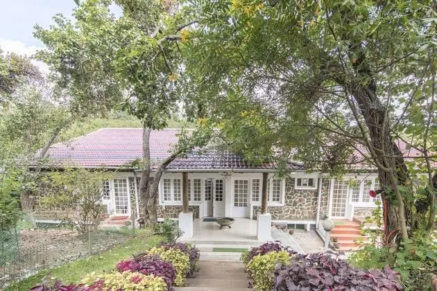 GuestHouser 1 BR Farmhouse c09a