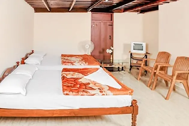 GuestHouser 1 BR Homestay 5e02 - Oda