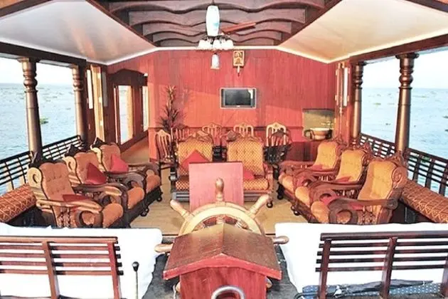GuestHouser 3 BHK Houseboat 9f4e - Lobi