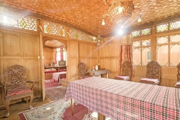 GuestHouser 3 BHK Houseboat d520 - Lobi