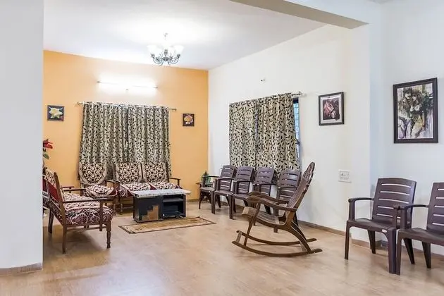 GuestHouser 4 BHK Bungalow e5ac - Lobi