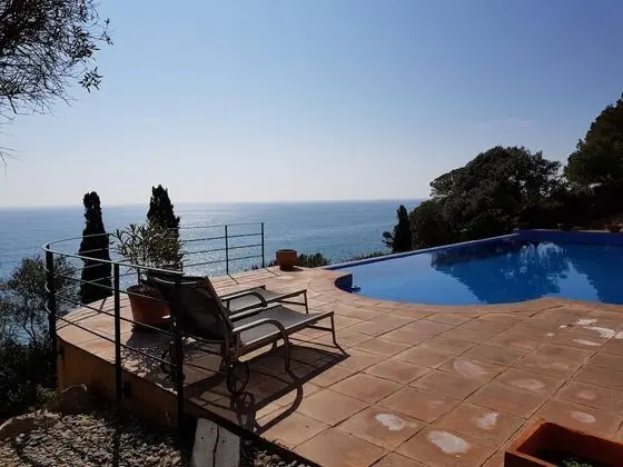 Guests' Suite of Villa Tamarit