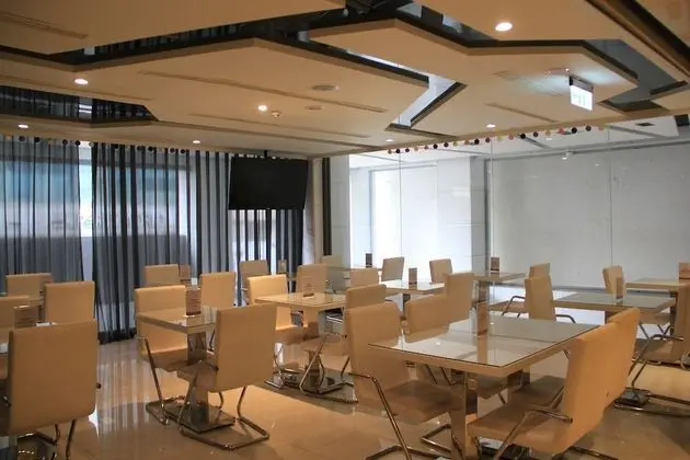 Guide Hotel Taichung ZiYou - Yerinde Yemek