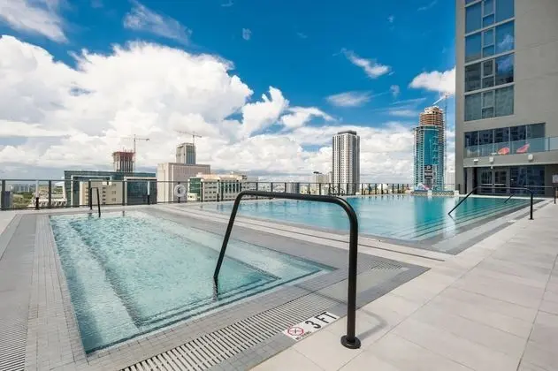 The Guild Downtown - X Miami - Havuz