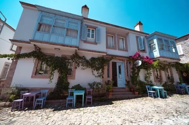 Güle Otel Cunda