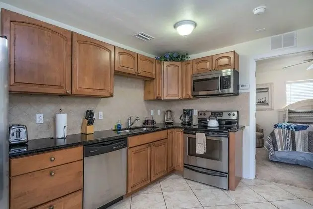 Gulf Breeze Bungalows - Mutfak
