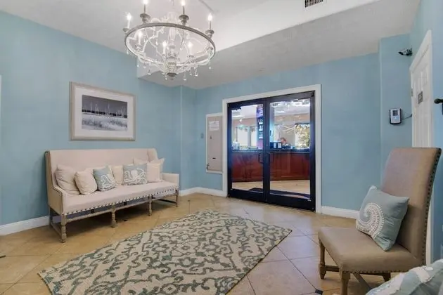 Gulf Crest Condominiums - Lobi