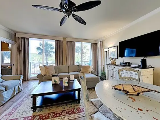 Gulf Place Six Palms #2B - Bb's Hideaway - Oda Düzeni