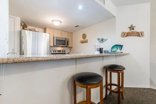 Gulfpoint Condominium A1214 - Mutfak