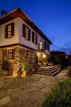 Güllü Konakları - Dış Mekan