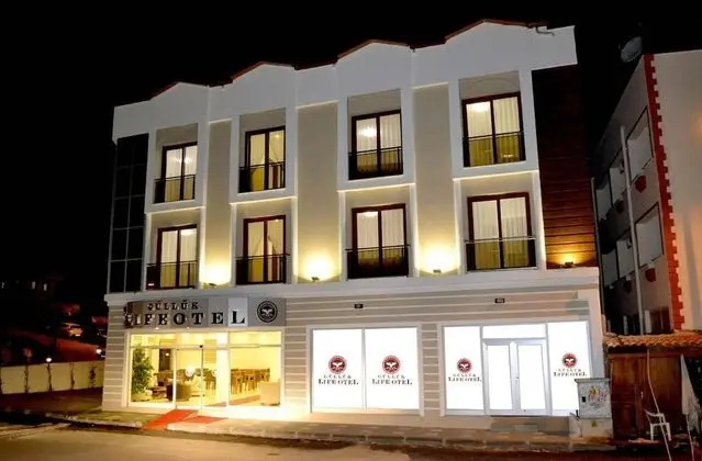 Güllük Life Hotel