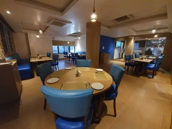 Hotel Gulmohar Grand - Yerinde Yemek