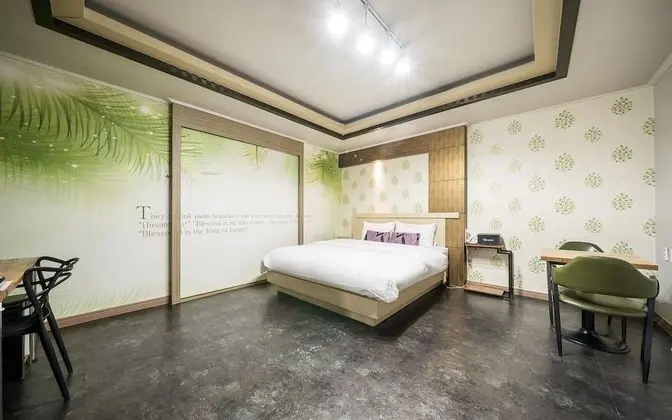 Gumi Wonpyeongdong Q9