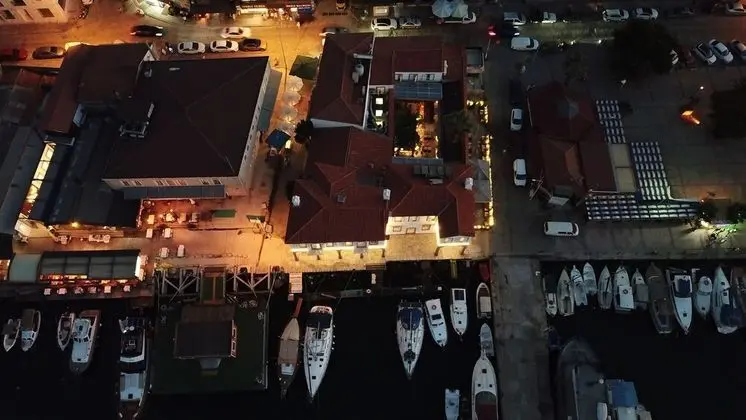 Gümrük Otel Urla - Dış Mekan
