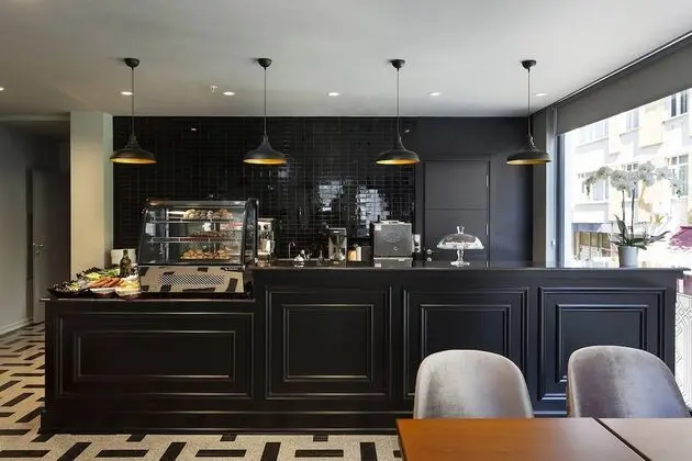Güner Business Hotel - Yerinde Yemek