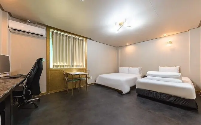 Gunsan THE Bridge Hotel