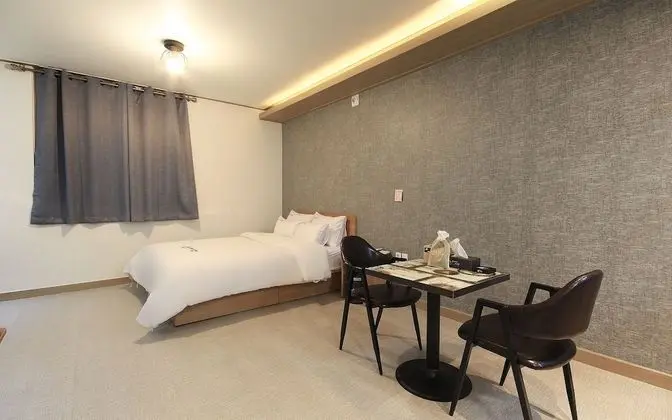 Gunsan Dubai Drive-in Motel