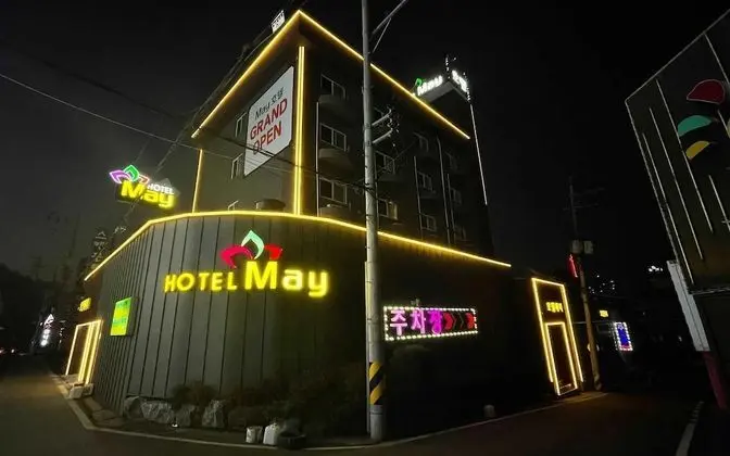 Gunsan Hotel May