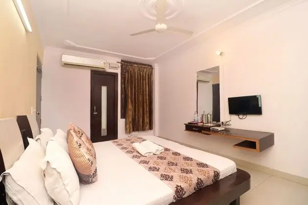 Gurjeet Guest House