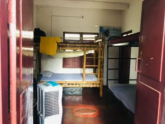 Gurukulam Hostel - Oda