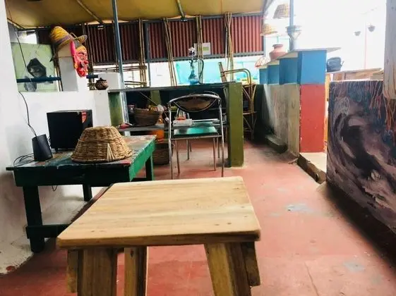 Gurukulam Hostel - Ortak Mutfak Alanı