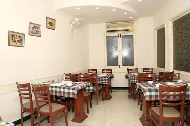 Hotel Guruvas Inn - Yerinde Yemek