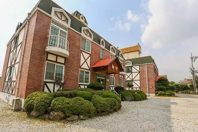 Gurye Jirisan Sansarang Pension