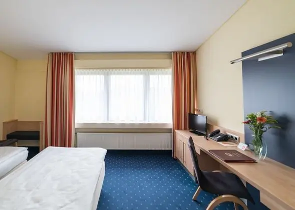 Hotel Gustav Stresemann Institut - Oda