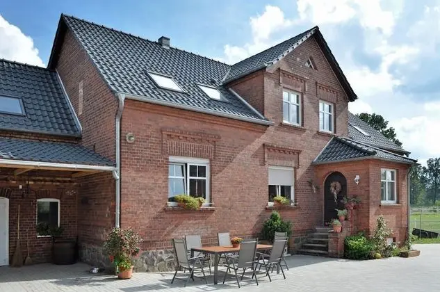 Gutshof zum Adlernest