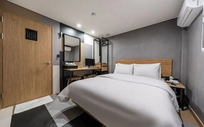 Guui Box Hotel