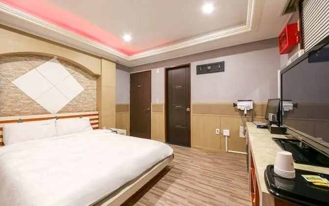 Gwangju Chungjangro Regency