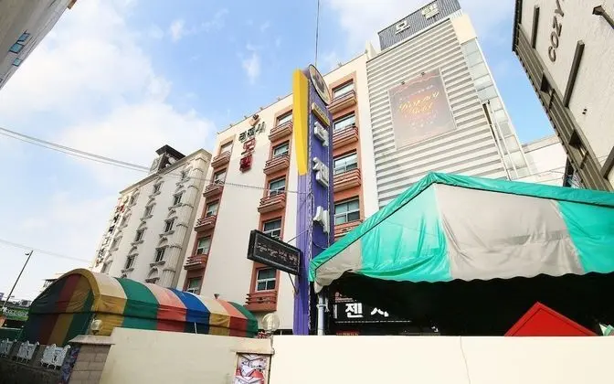 Gwangju Chungjangro Regency - Dış Mekan