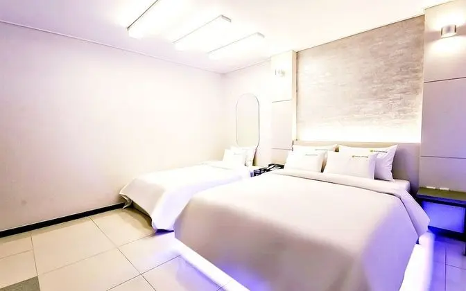 Gwangju Nongseongdong Hotel Ballantine - Oda