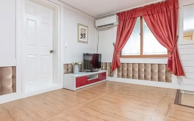 Gyeongju Bonjour Pension