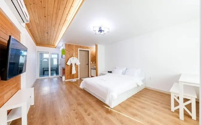 Gyeongju Heimisch Pool Villa