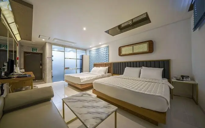 Gyeongju K Hotel & Pension - Oda