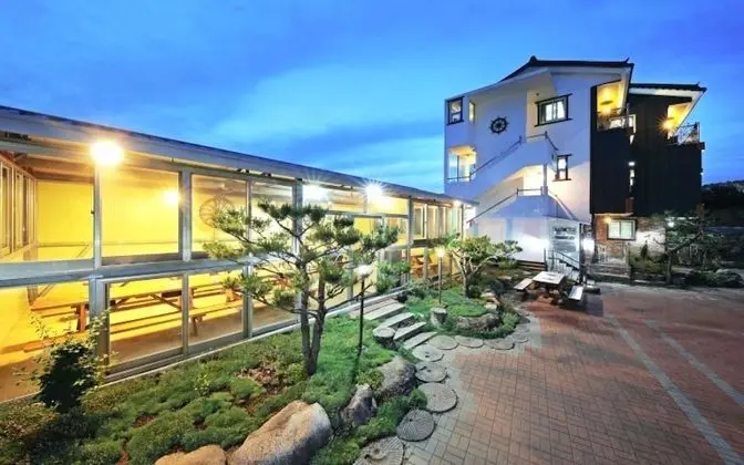 Gyeongju Mong Bed and Breakfast