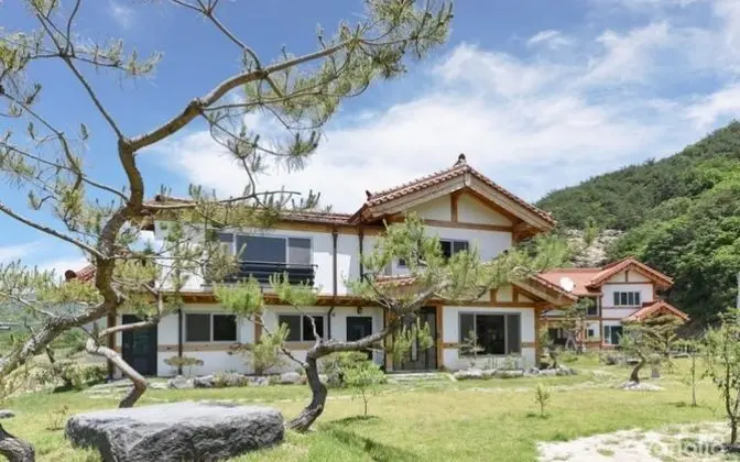 Gyeongju Samnamu Pension