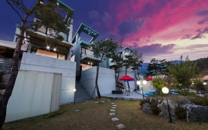 Gyeongju Starry Pool Villa