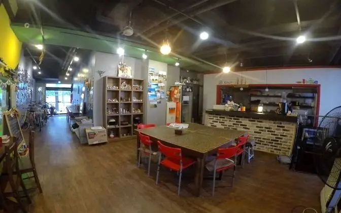 Gyeongju Two Wheel Guesthouse - Misafir Tesisleri ve Hizmetleri